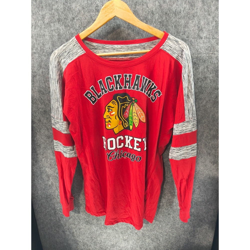 New‎ Era Chicago Blackhawks Red Long Sleeve Shirt Men's Size M